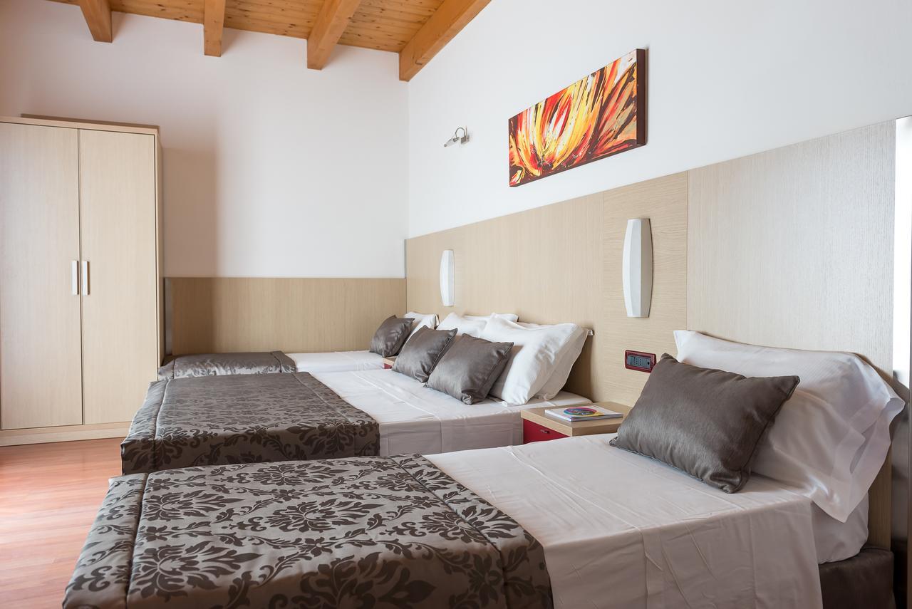Hotel Villa Angelina Bibione Exterior photo